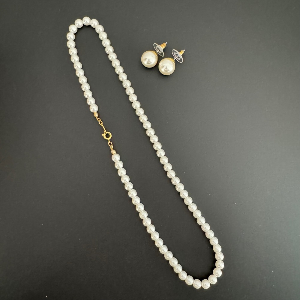 Classic Faux Pearl Necklace and Stud Earrings Gold Toneโ